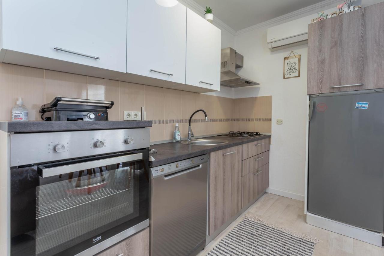 Apartments Edi - Zf Hvar Hvar Town Exterior photo
