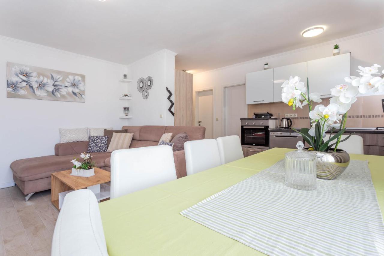 Apartments Edi - Zf Hvar Hvar Town Exterior photo